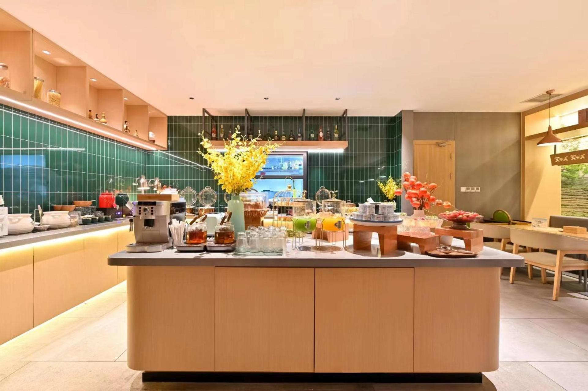 Qiuguo Hotel Beijing Summer Palace Branch Екстер'єр фото